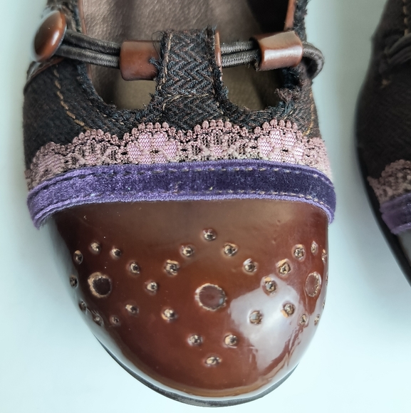 Chic Brown and Purple Heels with Decorative Cut-Outs Size 7.5/38 - Picture 7 of 9